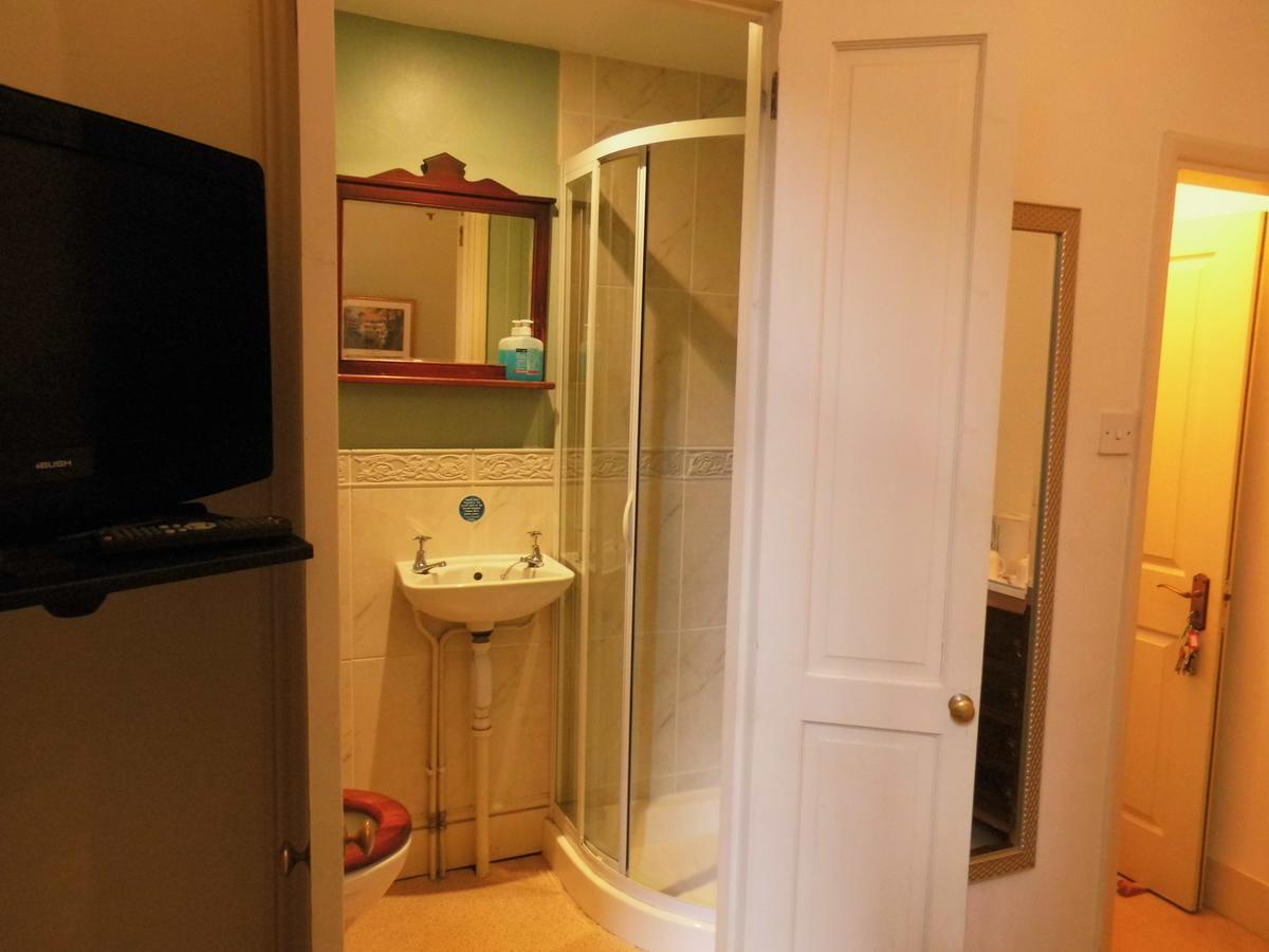 Greystones Bed And Breakfast Rochester (Kent) Bagian luar foto