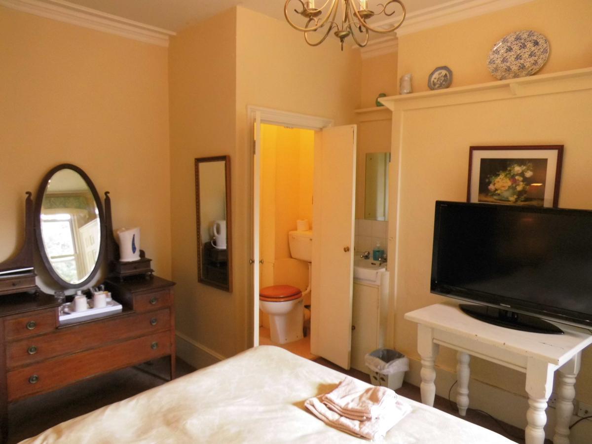 Greystones Bed And Breakfast Rochester (Kent) Bagian luar foto